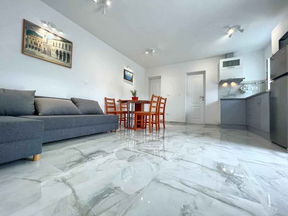 Apartman Laura Mlini Kültér fotó